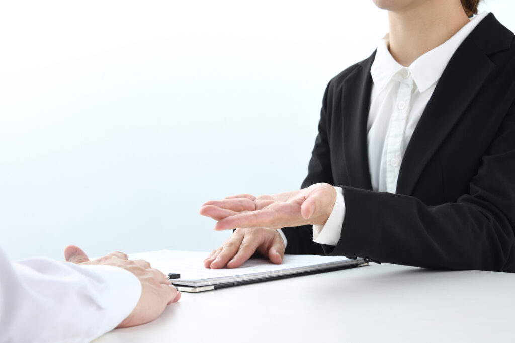 ハラスメントが起きた時の内部調査の流れ。<br>確実に証拠を集める鍵はデータ保全