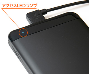 日本の技術で実現した高級感のあるラバー素材