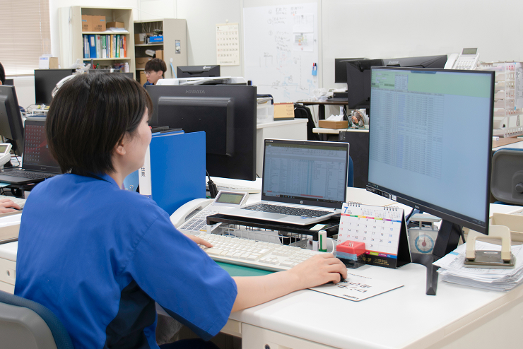 調達・物流部門